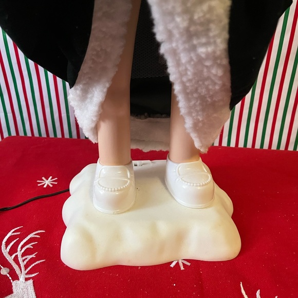 Mrs.Claus motionette - Picture 5 of 7